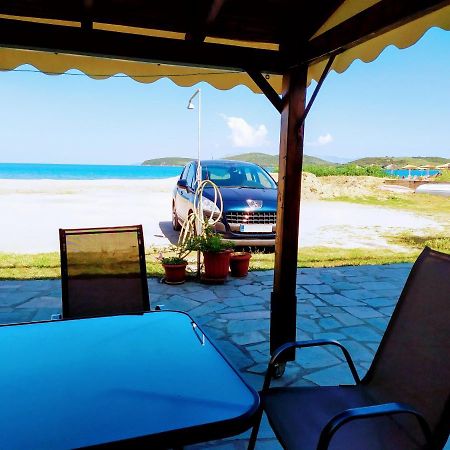 Retro Beach House Nea Peramos  Ngoại thất bức ảnh