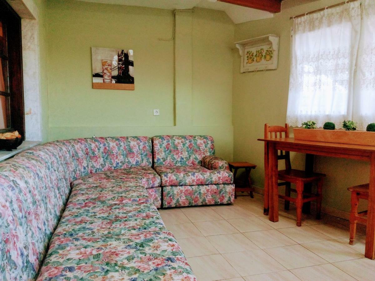 Retro Beach House Nea Peramos  Ngoại thất bức ảnh