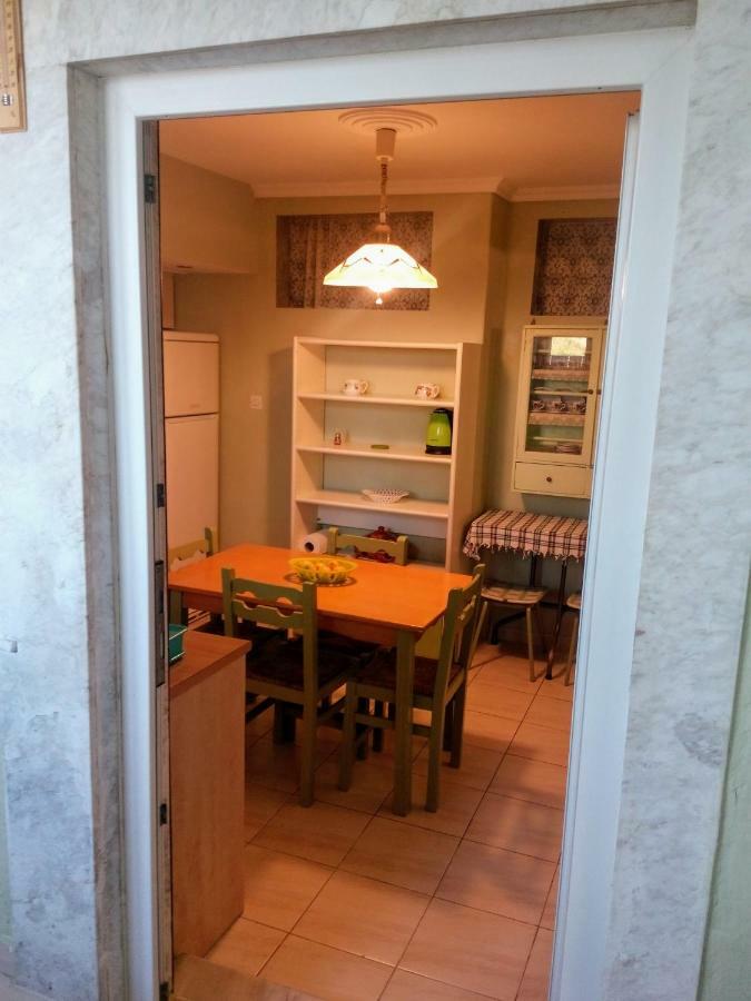 Retro Beach House Nea Peramos  Ngoại thất bức ảnh